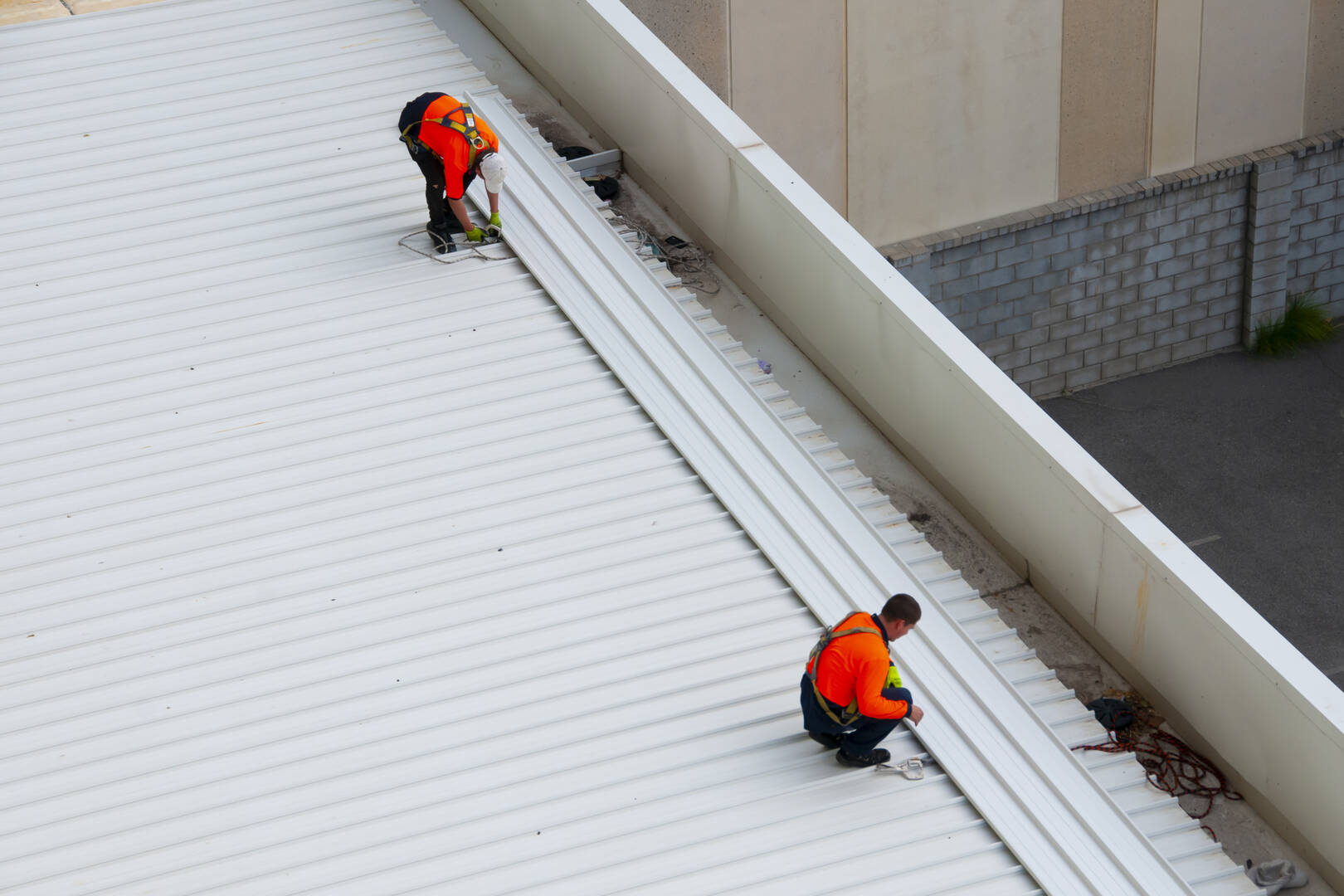 Connect To Big Bear Roofing For Residential Roofing Services In Town And Country MO.
